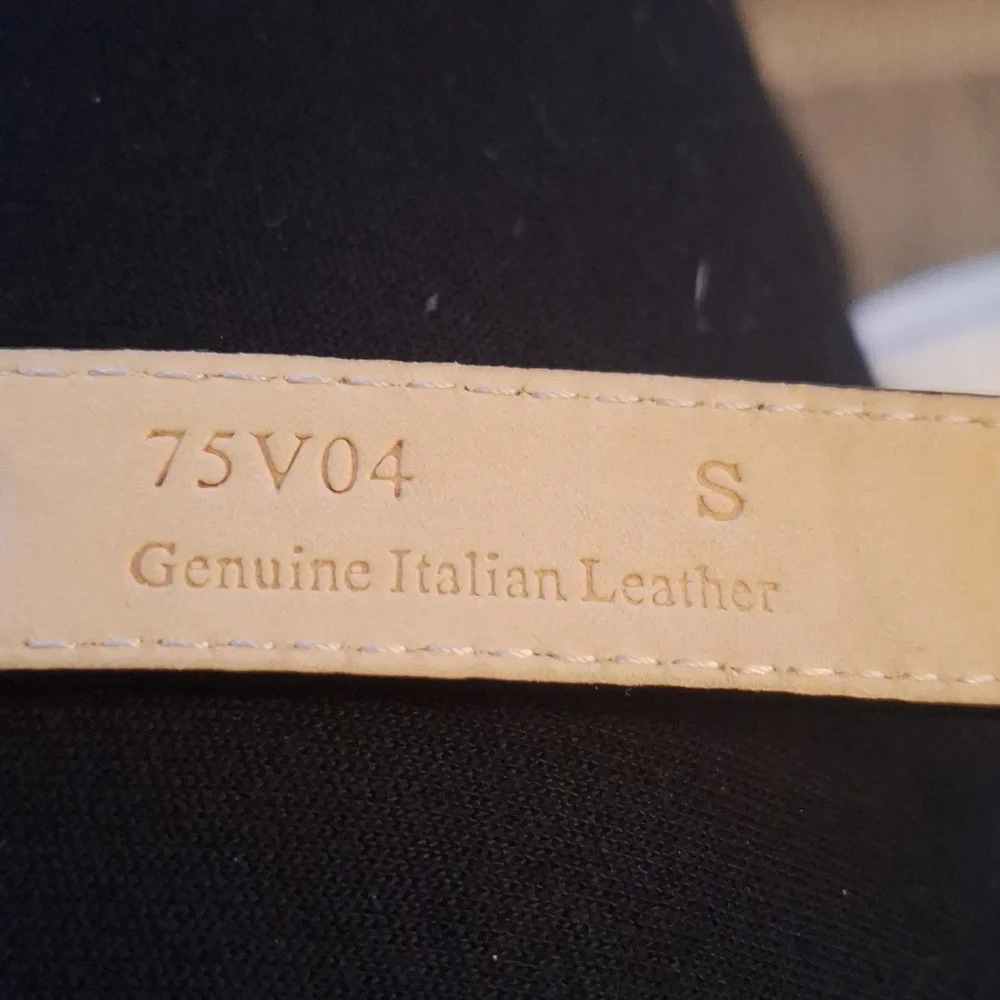Worth, Genuine Leather Belt    Size Small